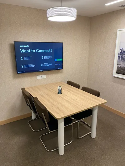 4 Seater Meeting Room