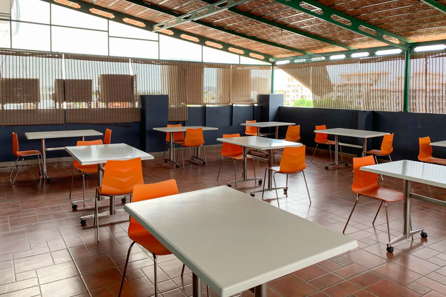 315Work Avenue Sector 6, HSR interior