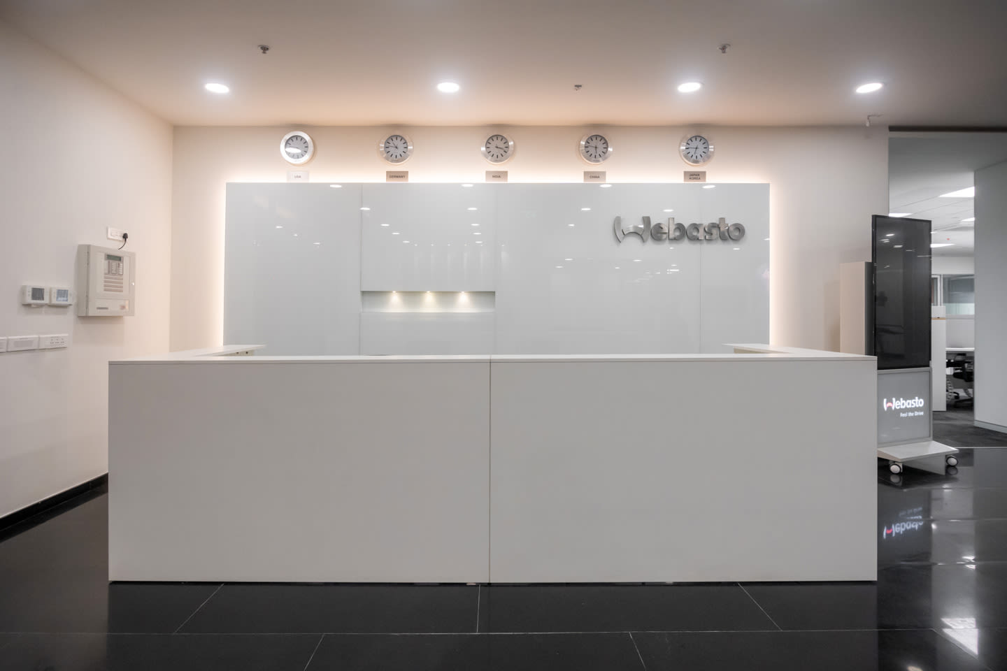 315Work Avenue Salarpuria Adonis interior
