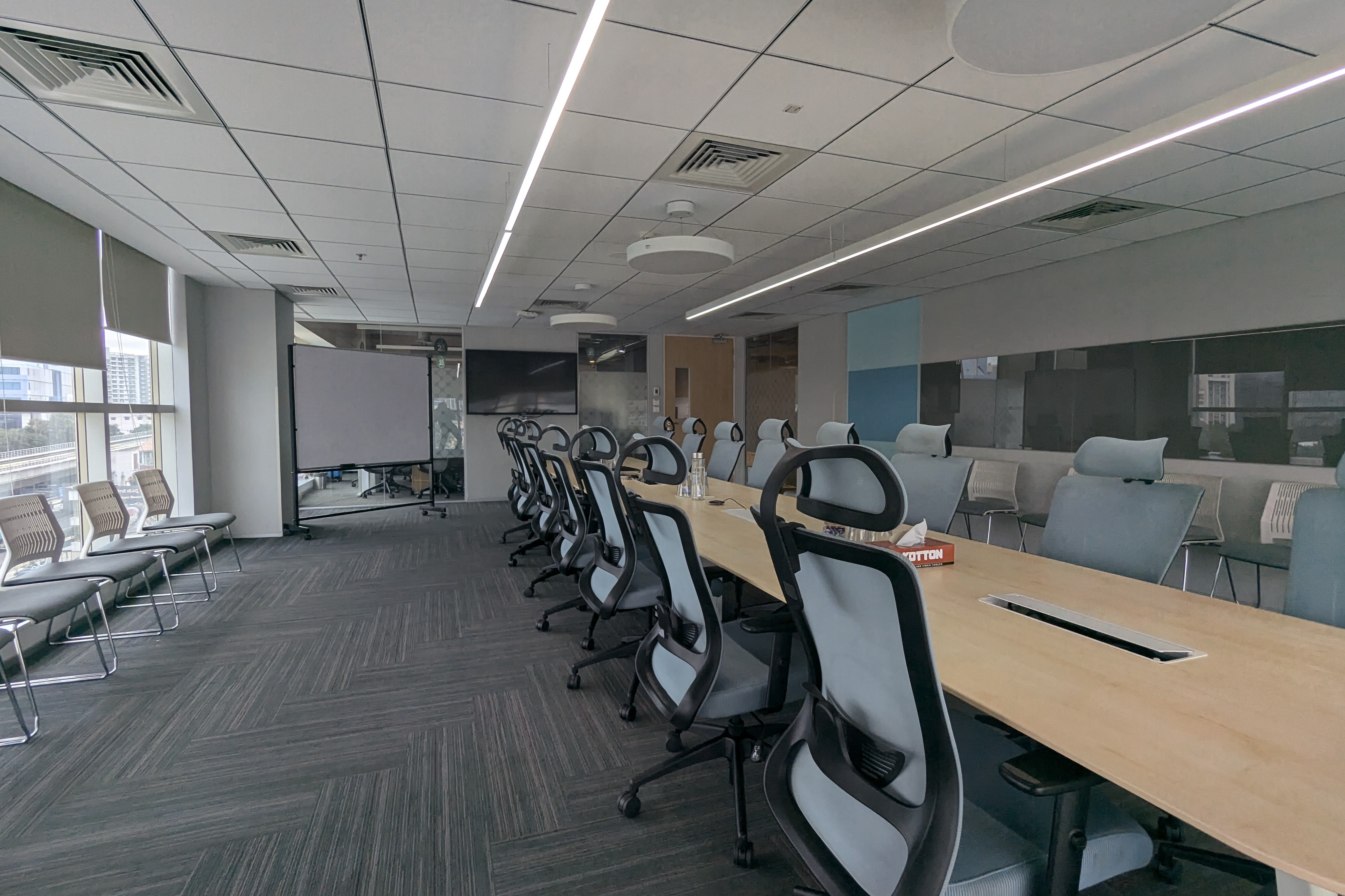 37 Seater Meeting Room workspace