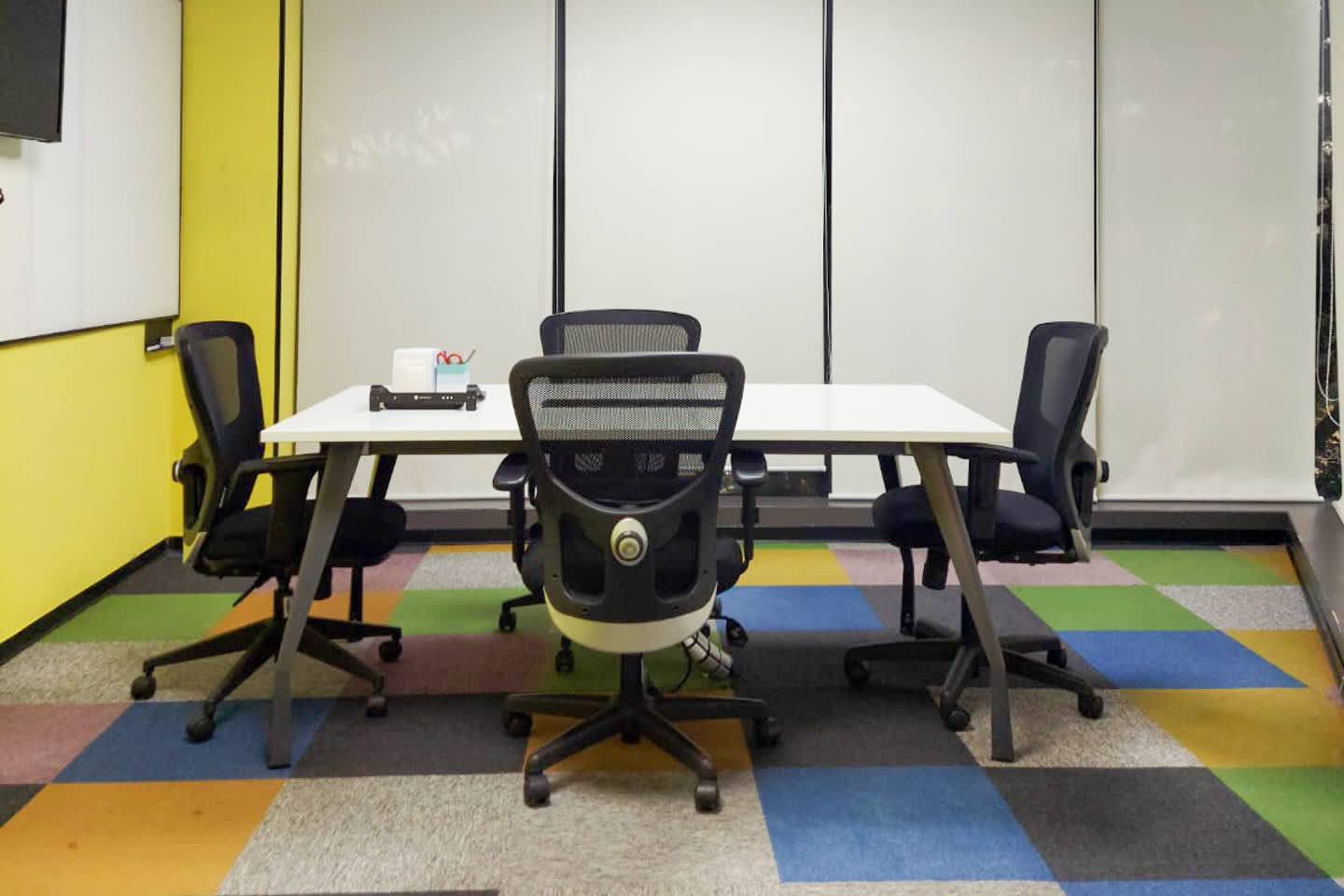 Attic Space Smart square workspace