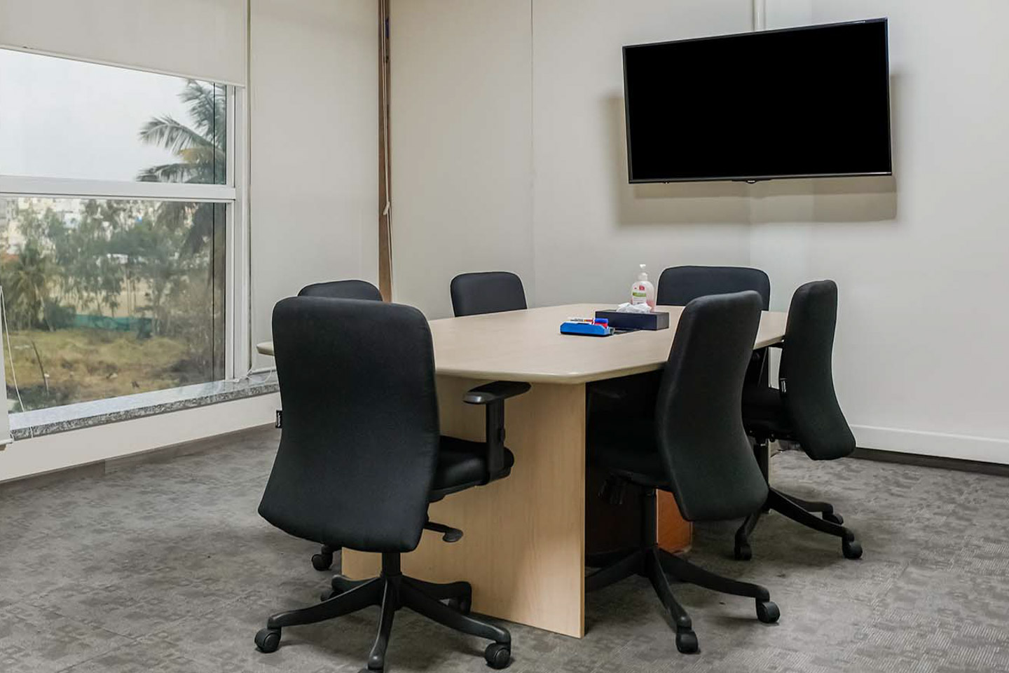 6 Seater Meeting Room interior