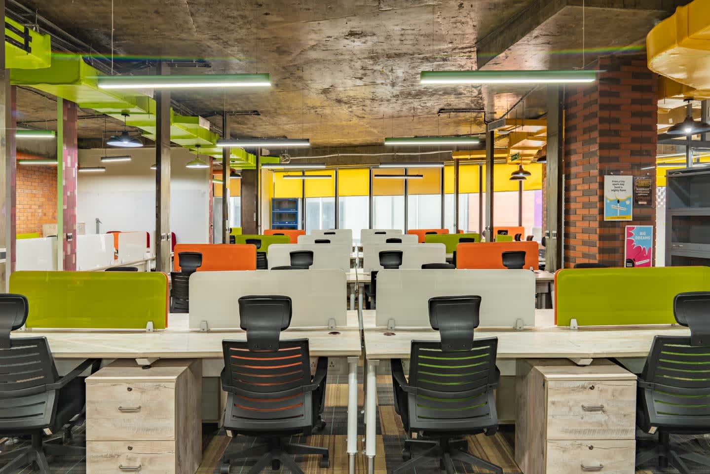 BizzHub Workspaces SJR interior