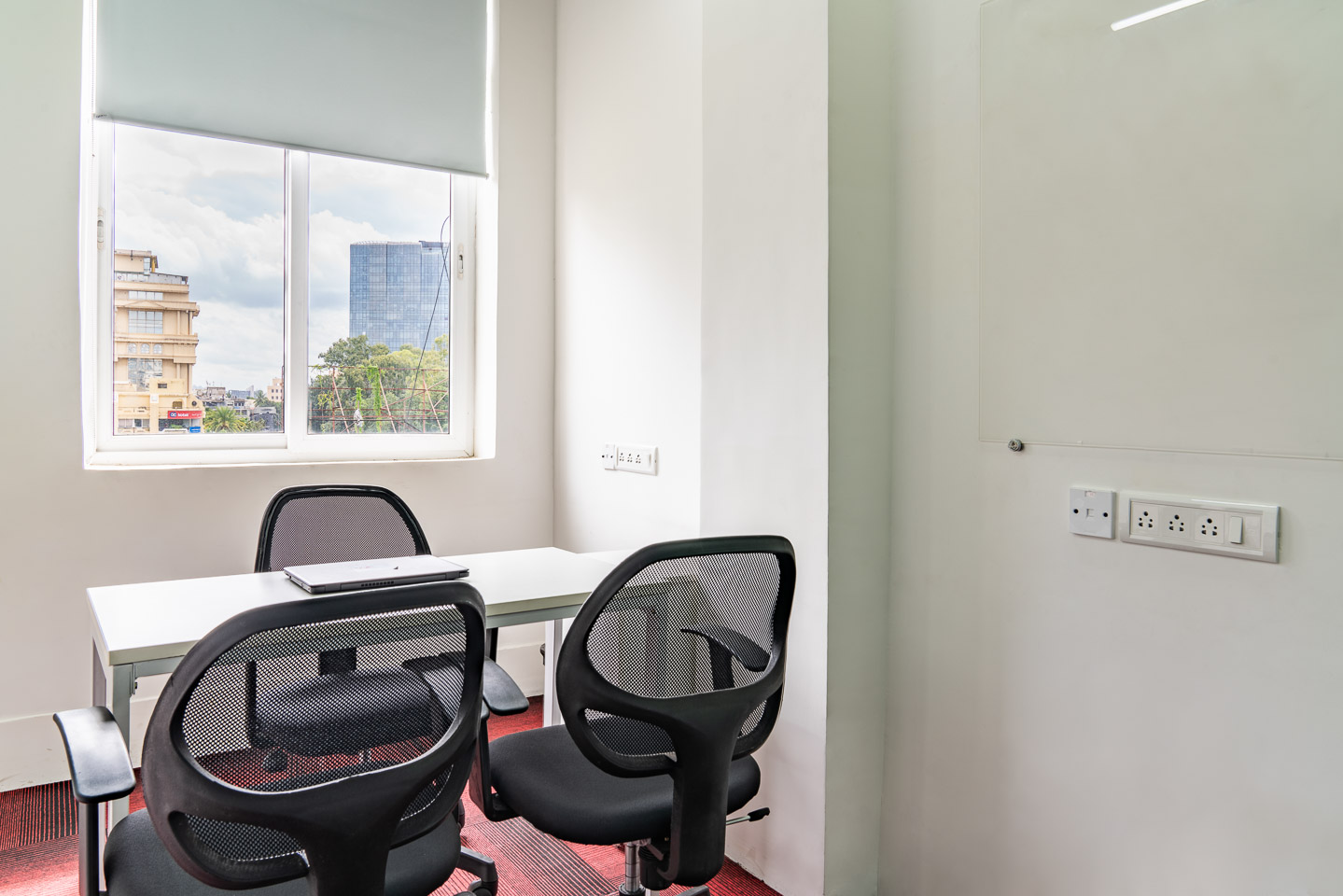 Business Hut Janardhan Towers workspace