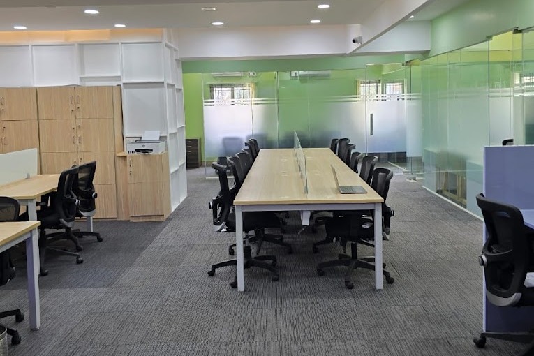 Crescent Workspace interior