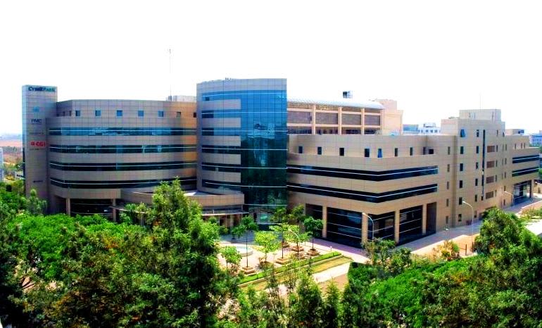 Cyber Park - Block A private space in Electronic City, Bangalore