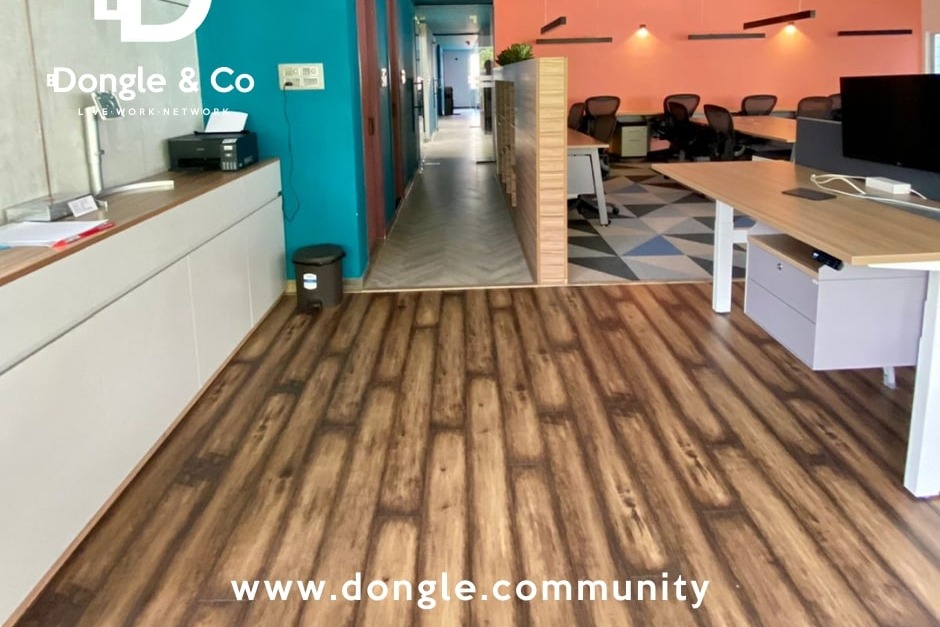 Dongle & Co space