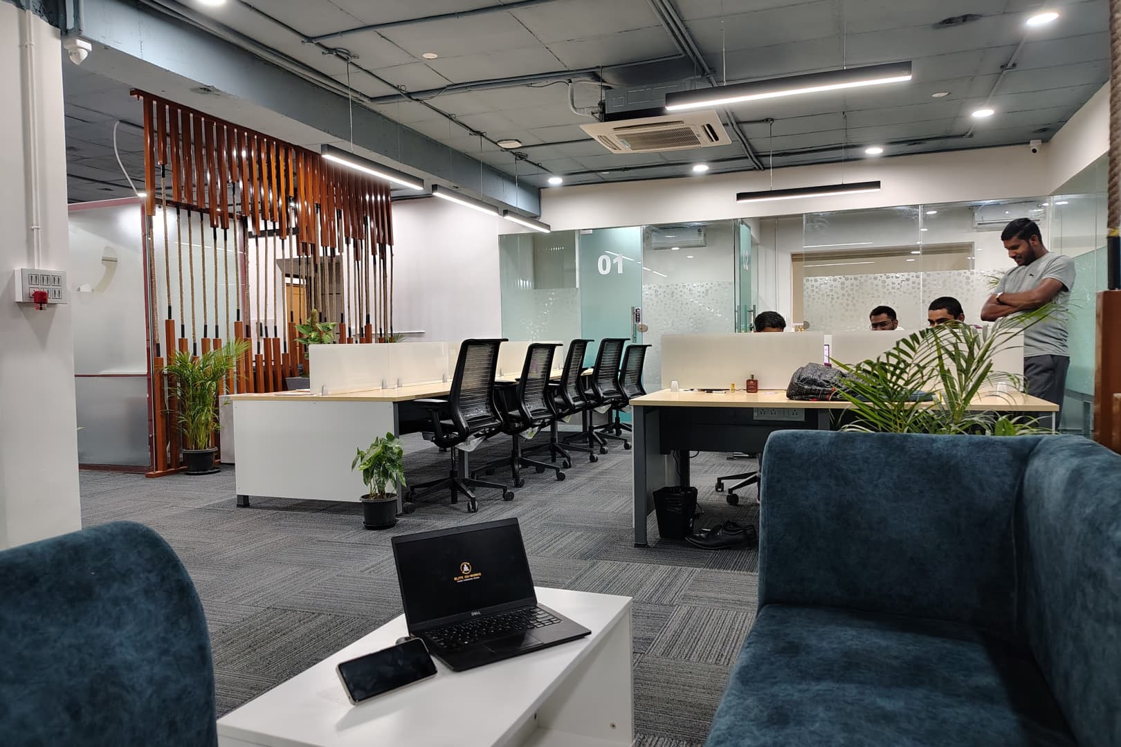Desk – Elite Co-Works interior