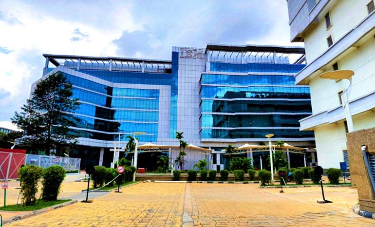 Embassy Golf Links - Pacific Dunes private space in Domlur, Bangalore
