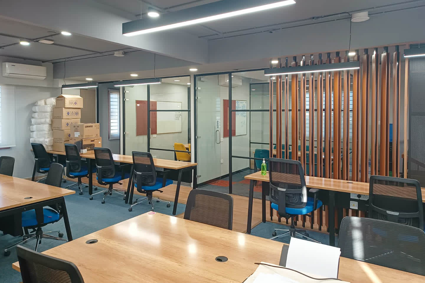 Incubex HSR HQ interior