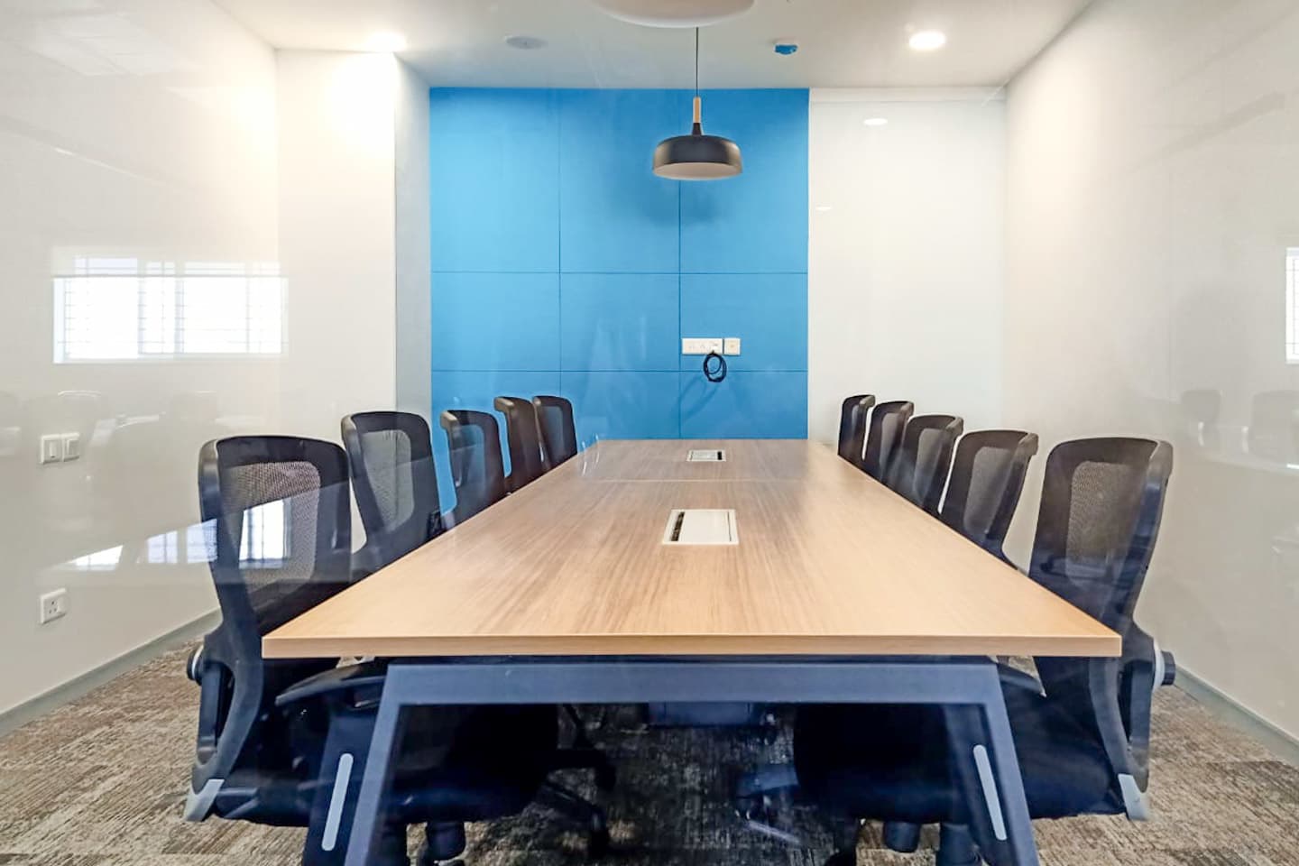 Incubex HSR5 workspace