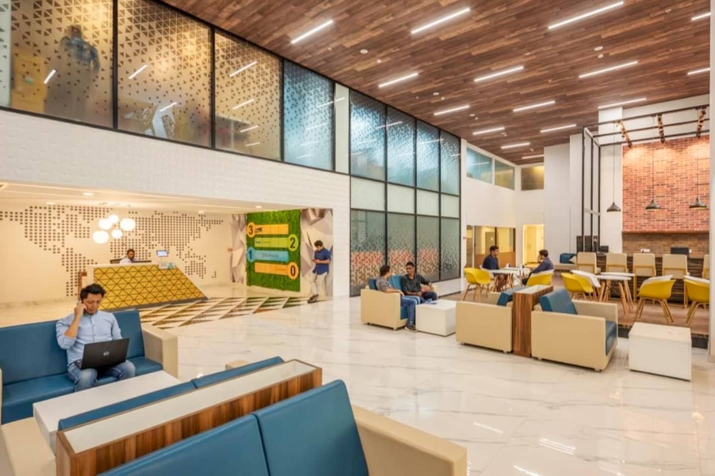 IndiQube Aura workspace