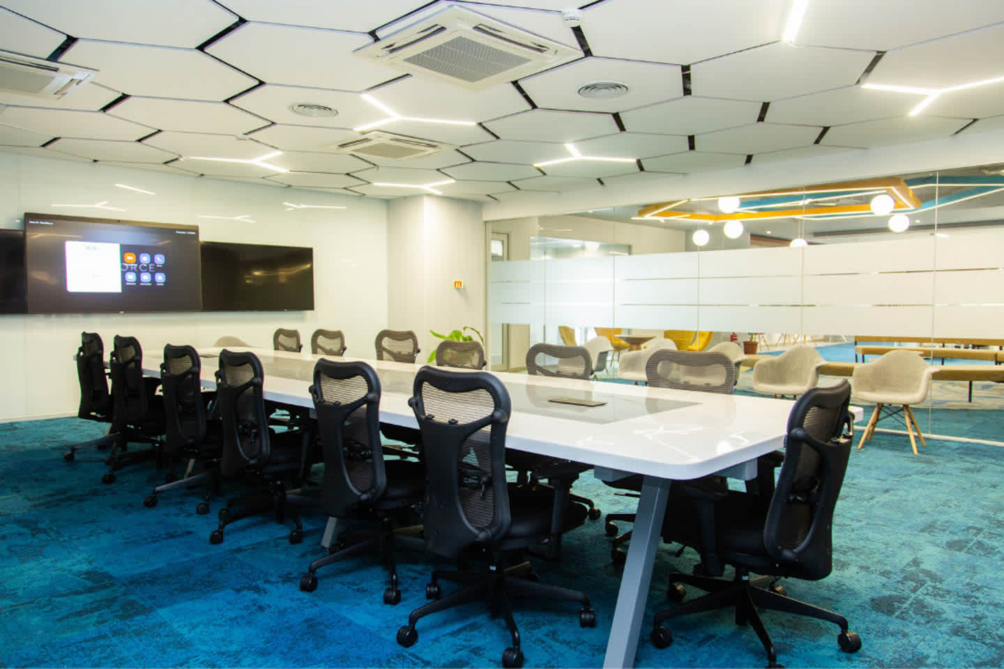 IndiQube Serenity space