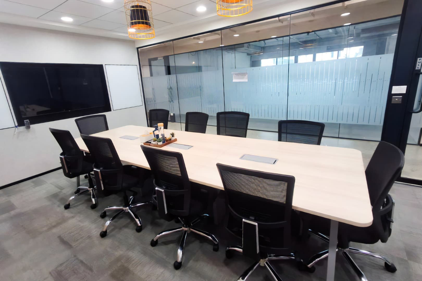 10 Seater Meeting Room interior