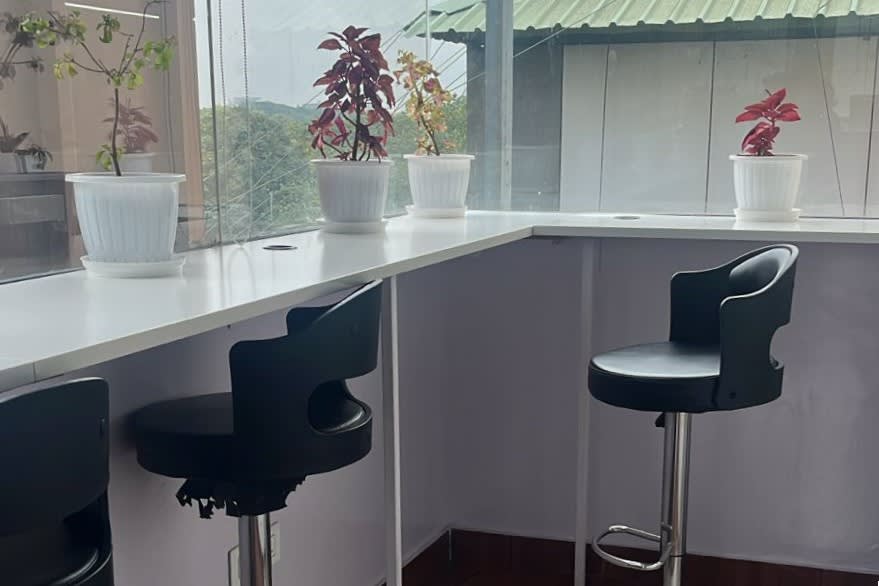 Desk – LiftX Coworks interior
