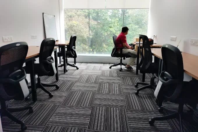 Private Offices - 10 seater