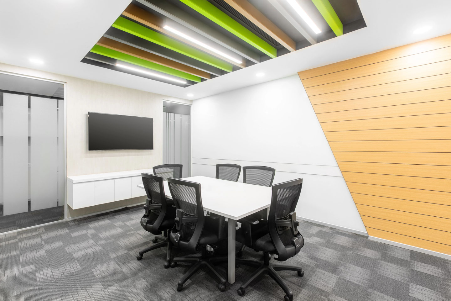 Regus Senam Optima workspace