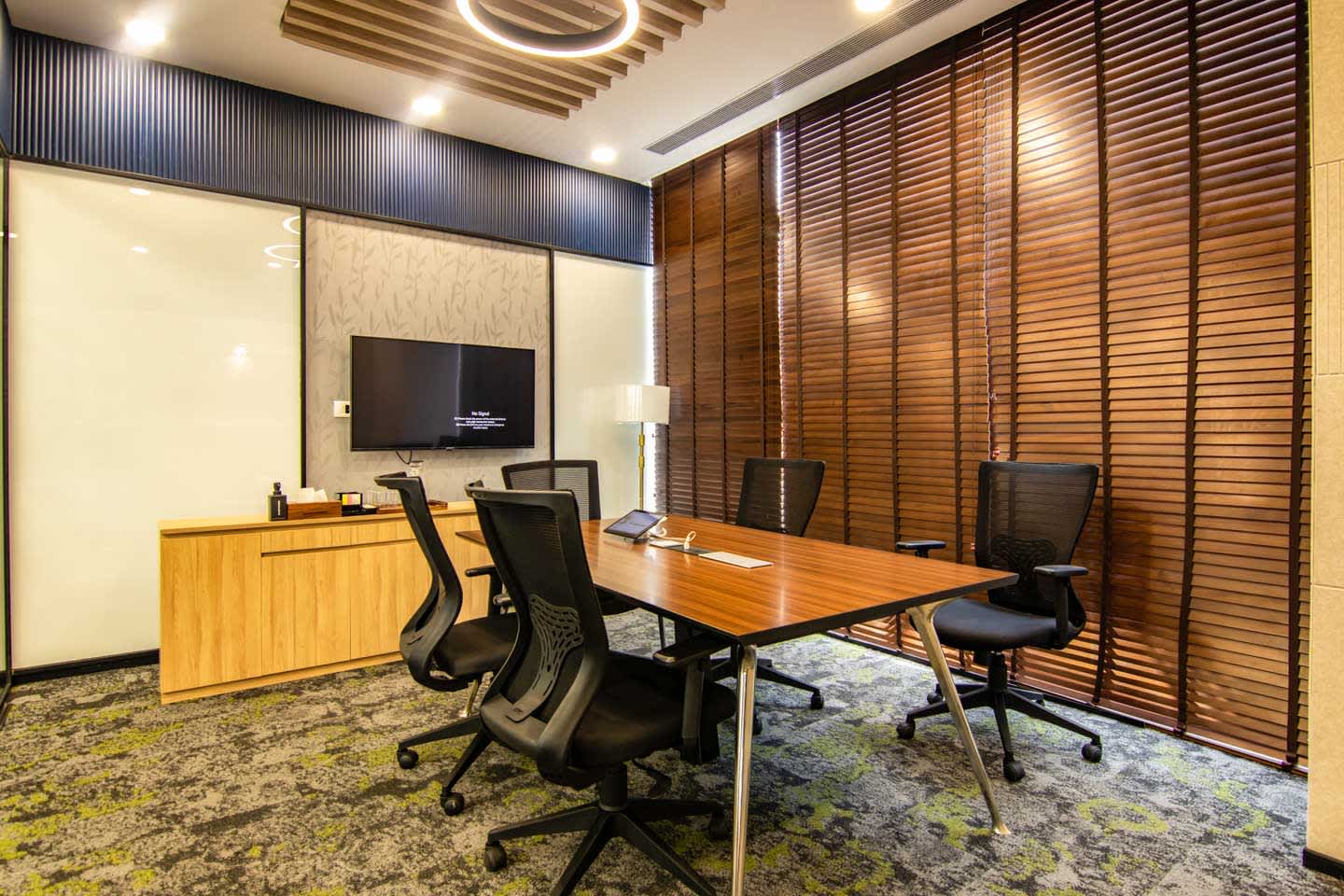 Smartworks Vaishnavi Tech Park interior