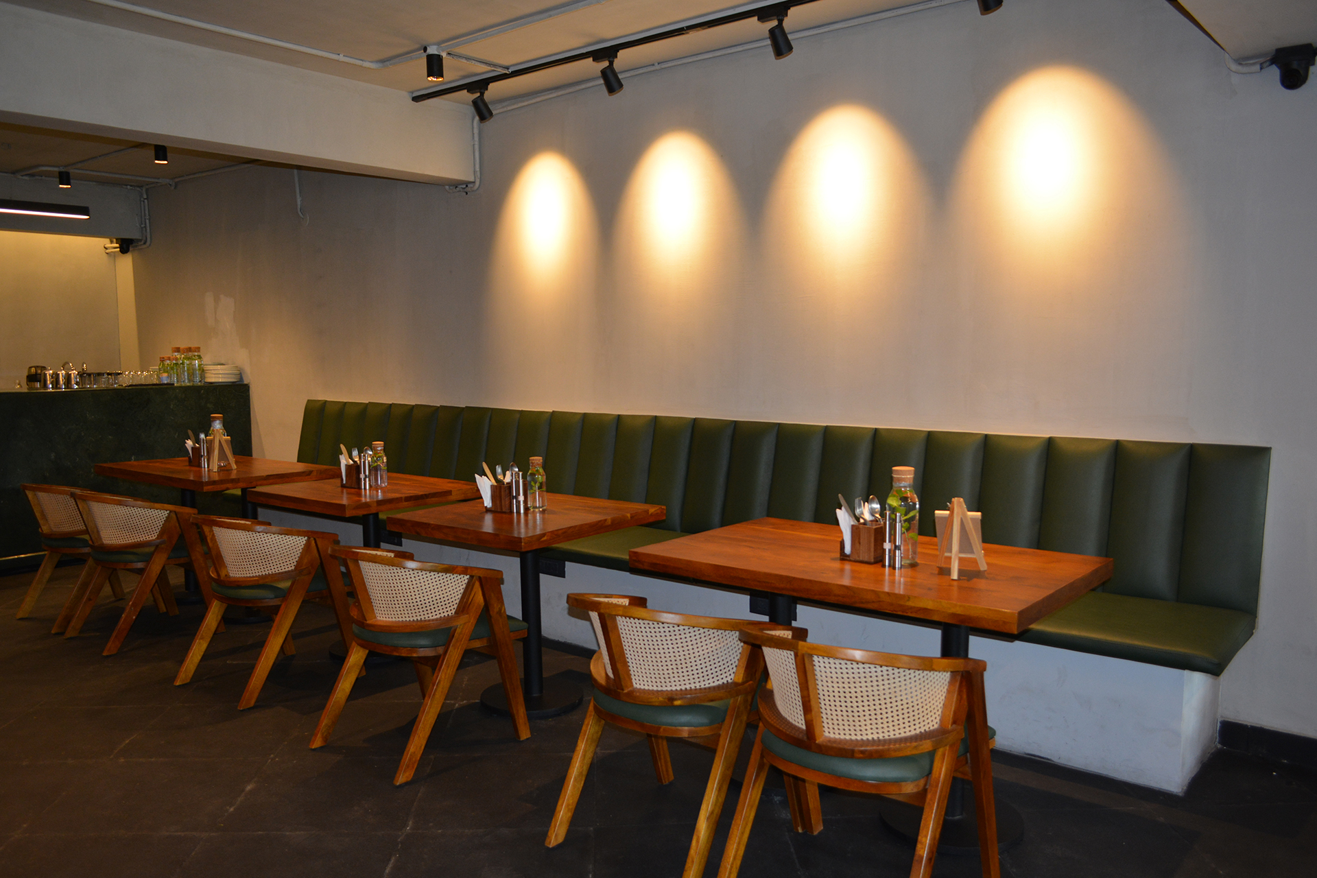 Desk – teatings workspace