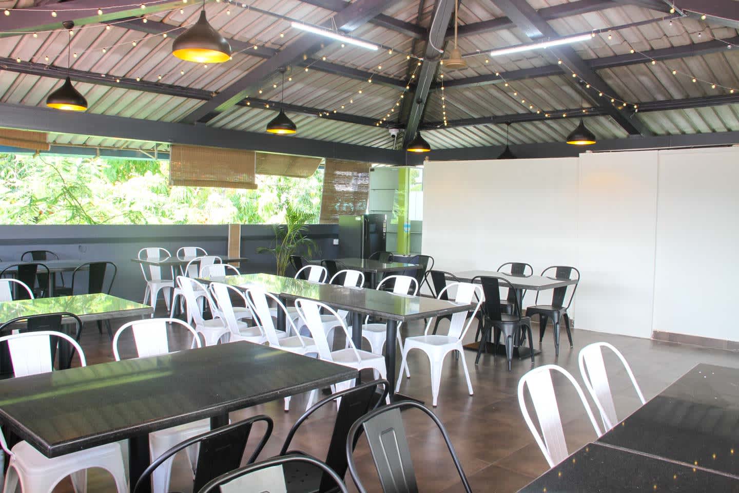 Urban Vault MG Road 14 interior