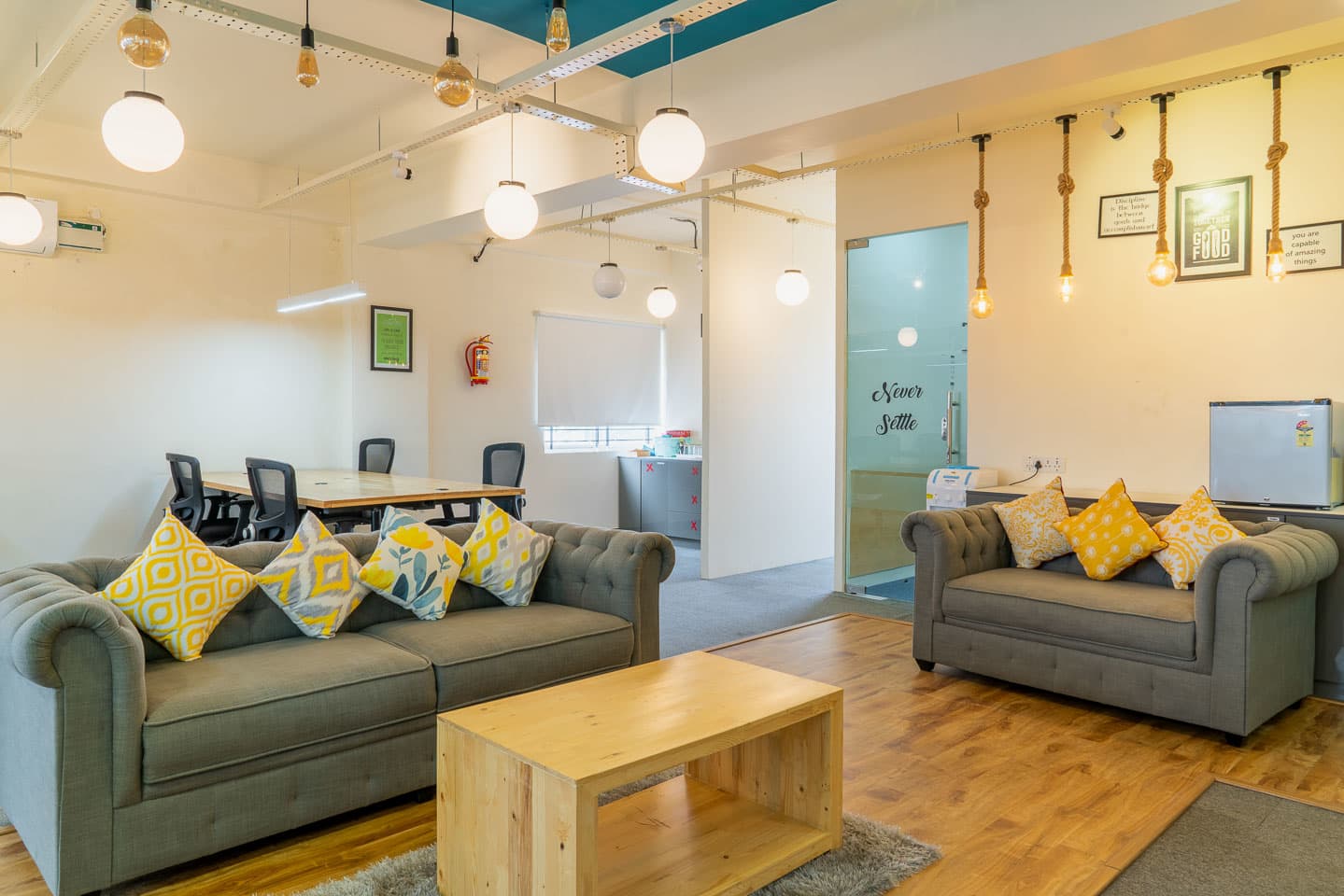 Urban Vault HSR2908 workspace