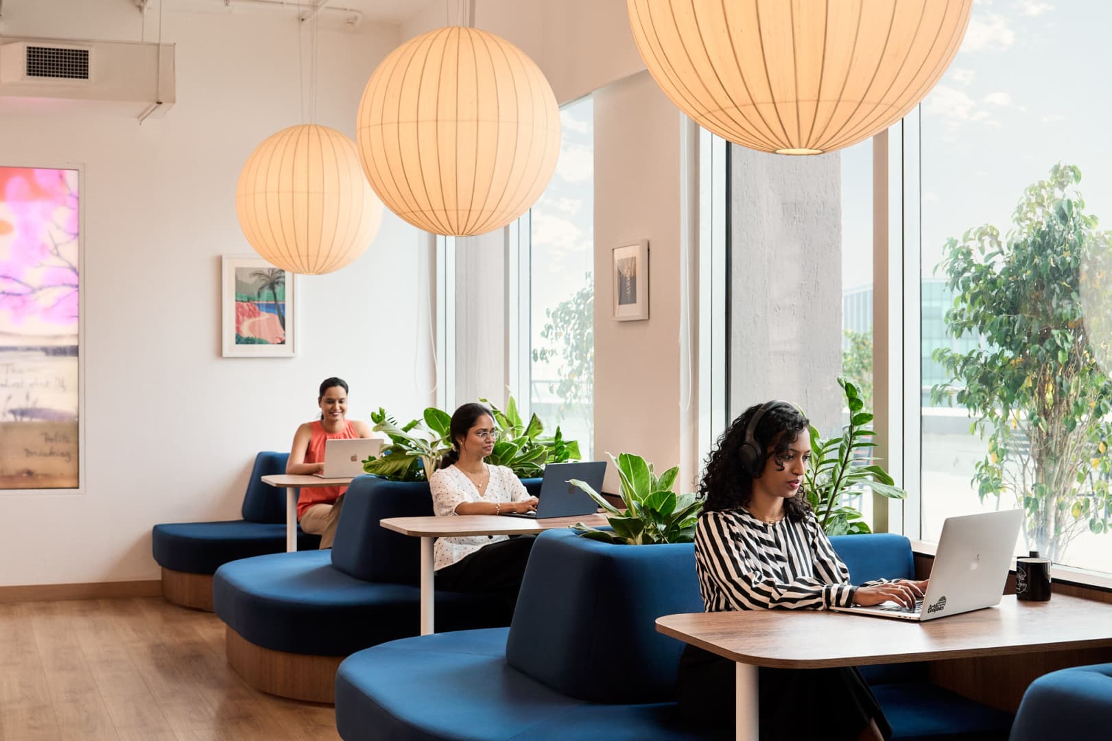 Desk – WeWork interior