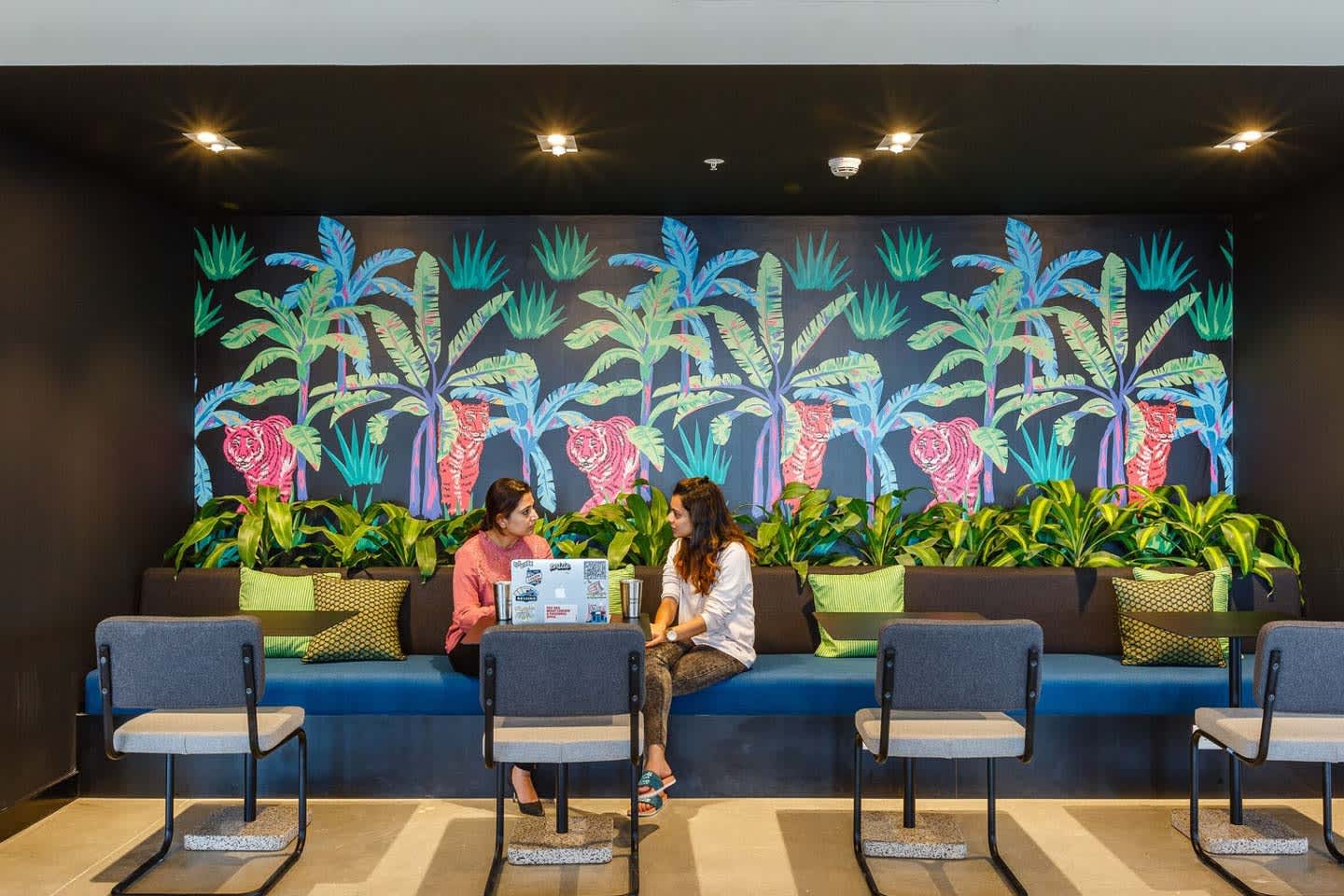 Desk – WeWork interior