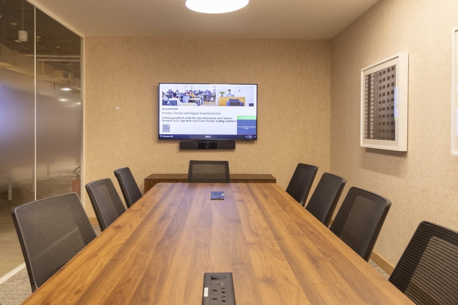 10 Seater Meeting Room interior