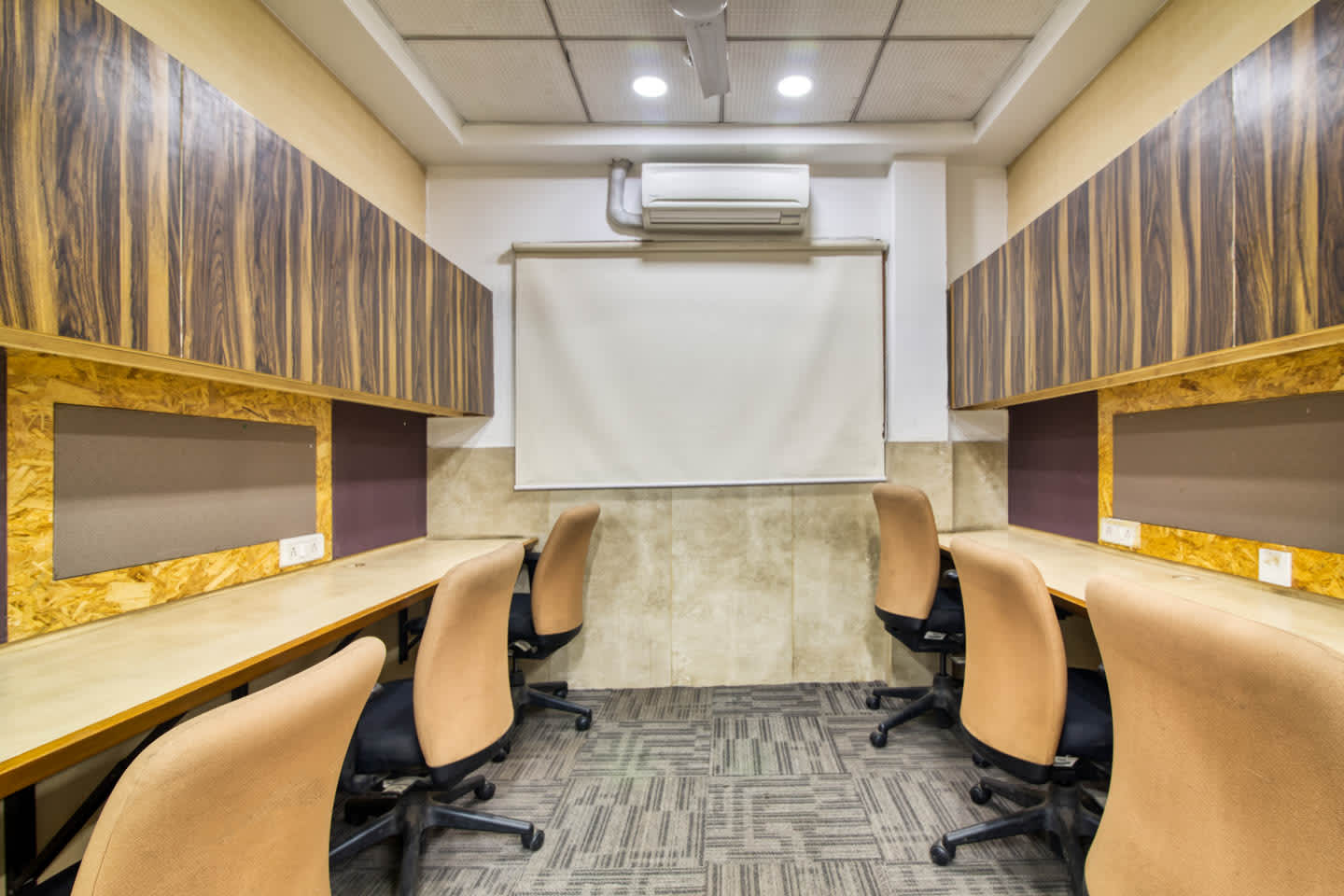 22 Workspace space
