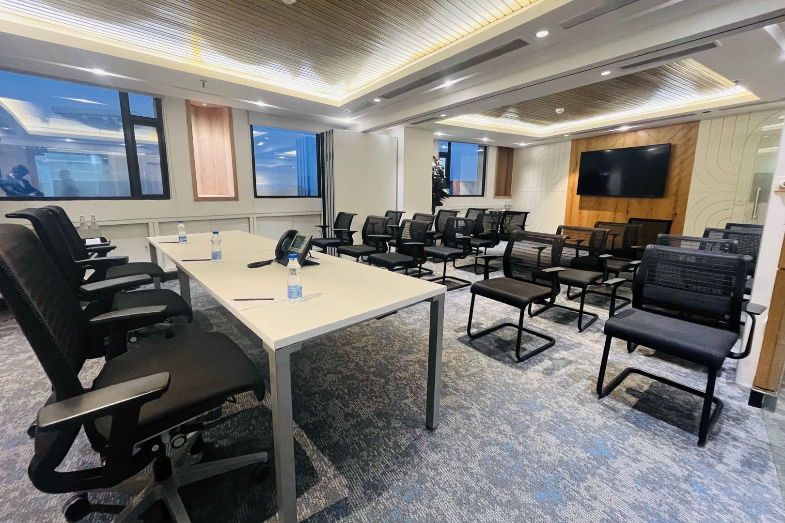 18 Seater Meeting Room interior