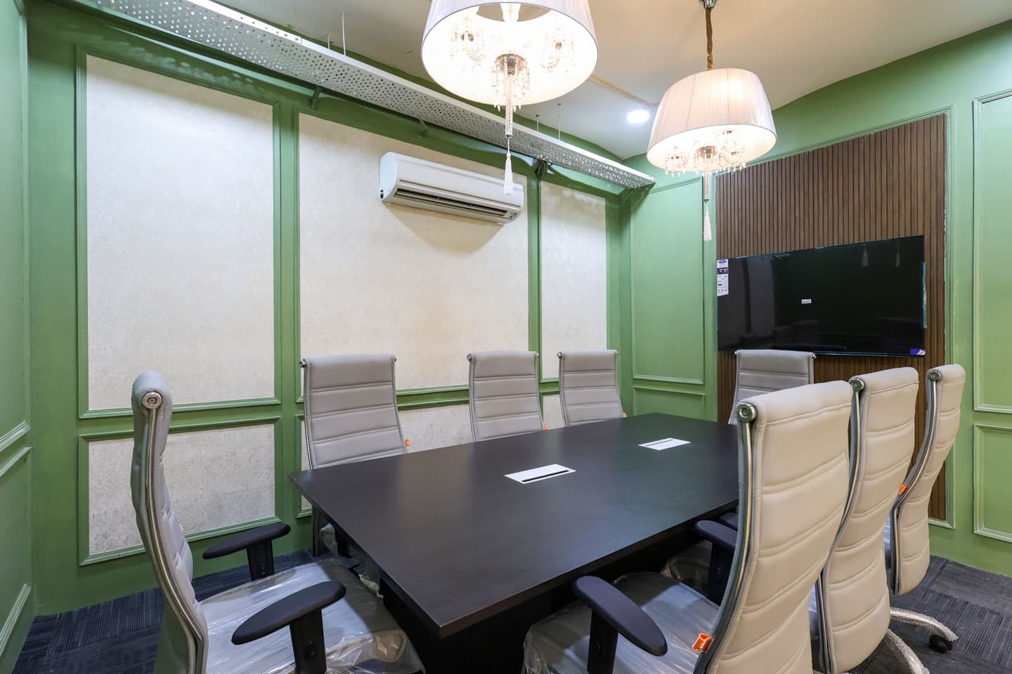 Private Cabins - 8 seater