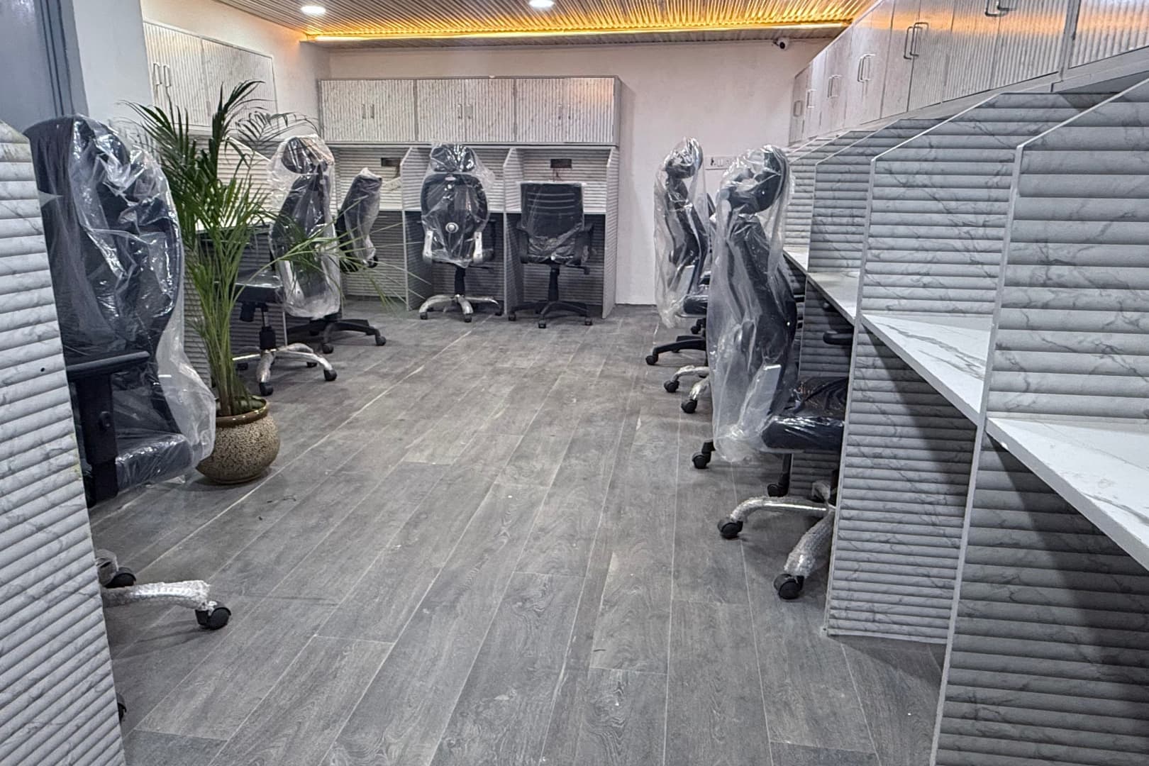 BrightVibes Coworking interior