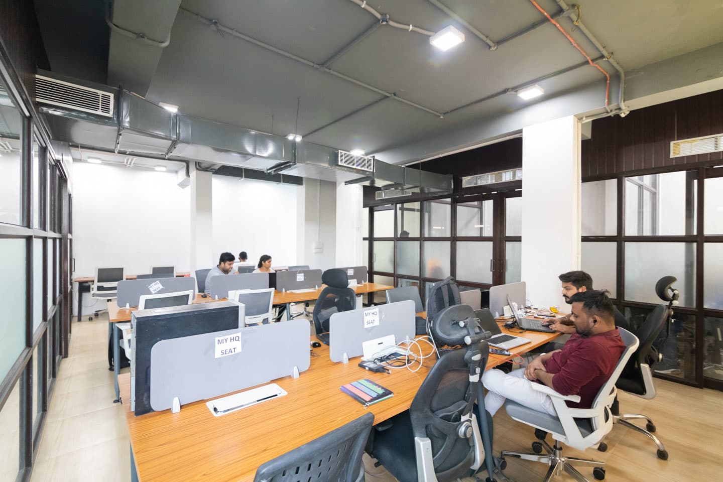CO-OFFIZ Janakpuri interior
