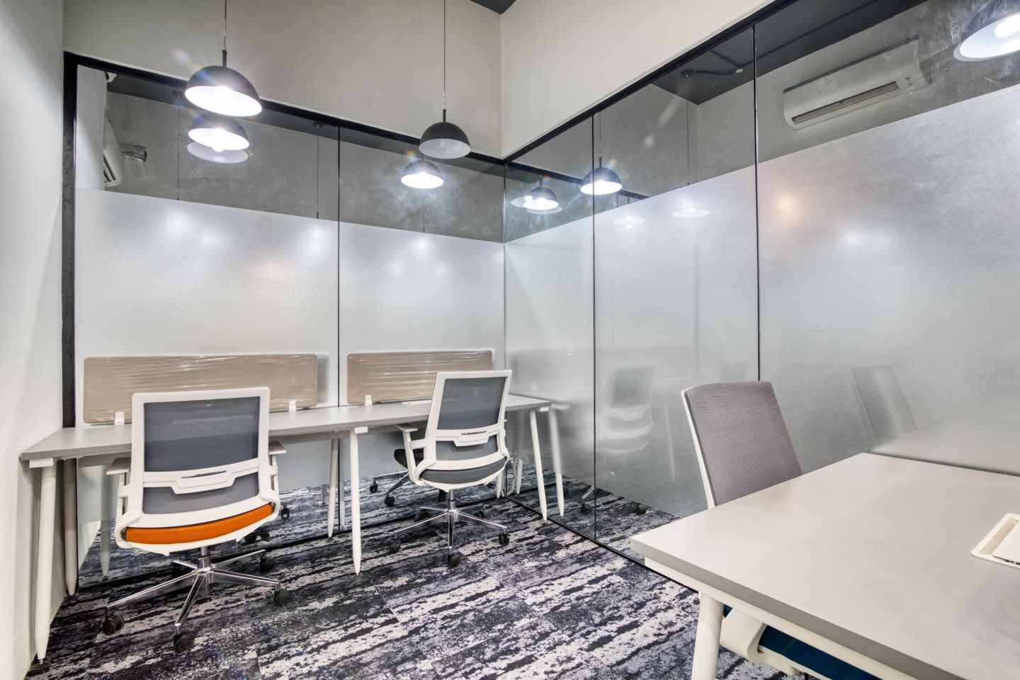 CO-OFFIZ Preet Vihar space