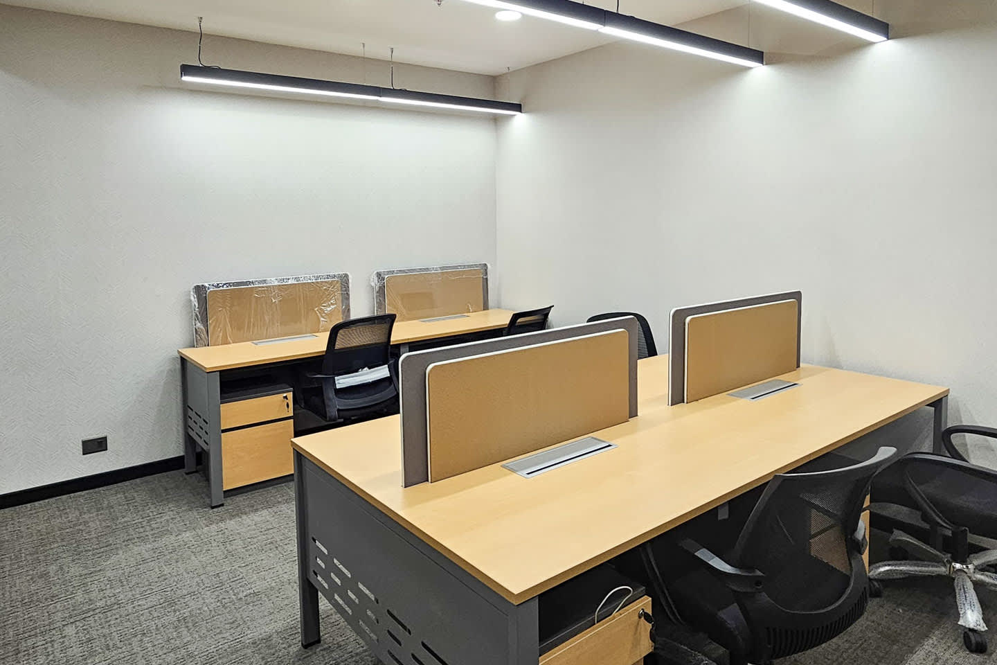 Collective by Quattro Naurang House workspace