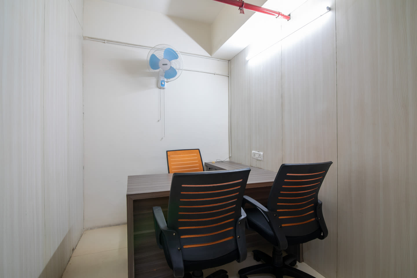 Private Cabins - 6 seater