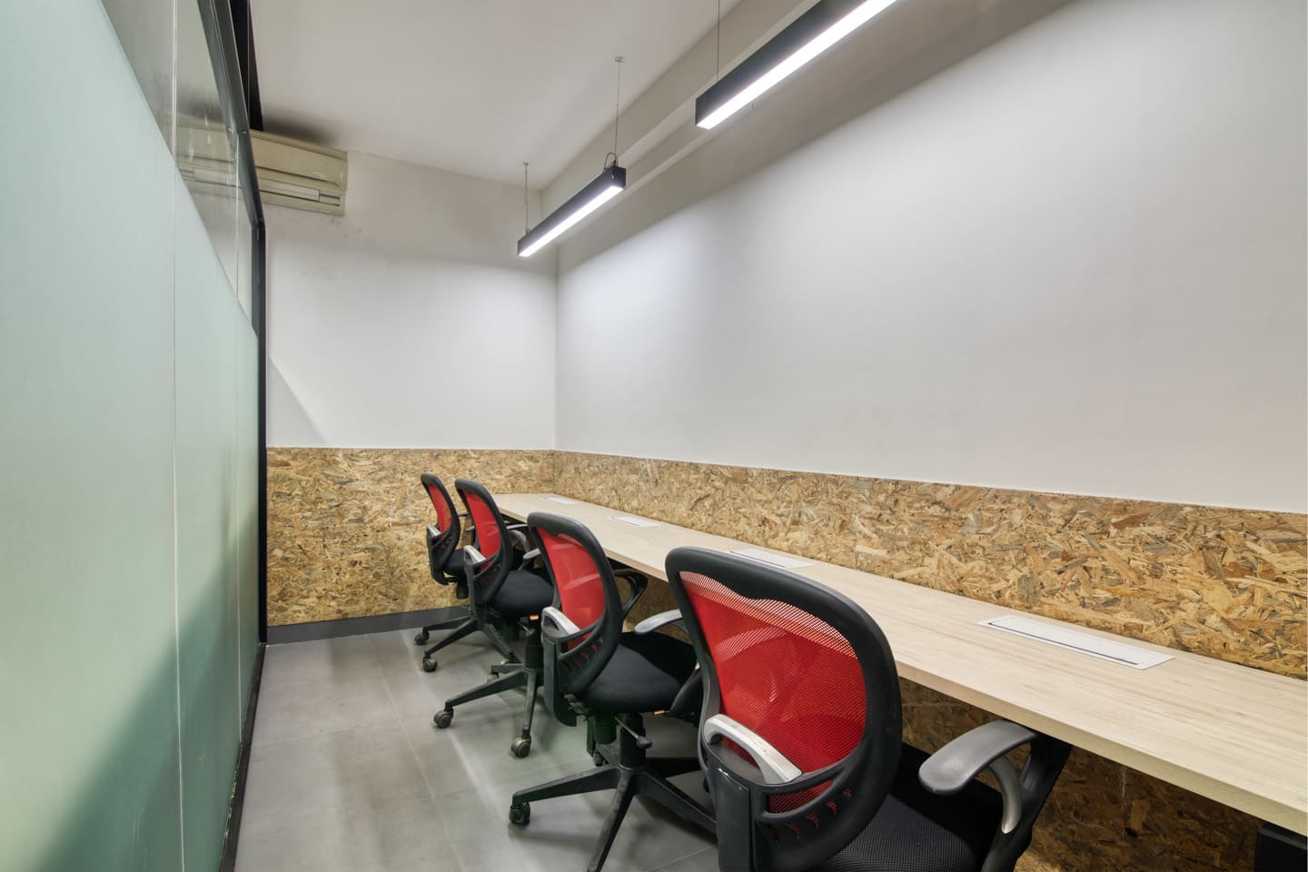 DesqWorx Green Park space