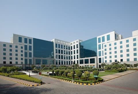 DLF Prime Towers private space in Okhla Phase I, Delhi