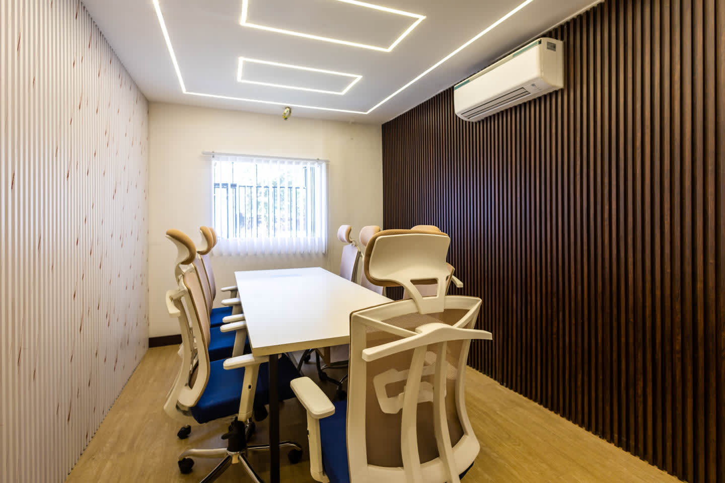 Empowerers Coworking City workspace