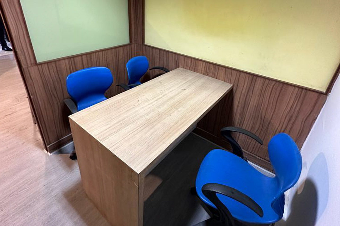 Private Offices - 10 seater