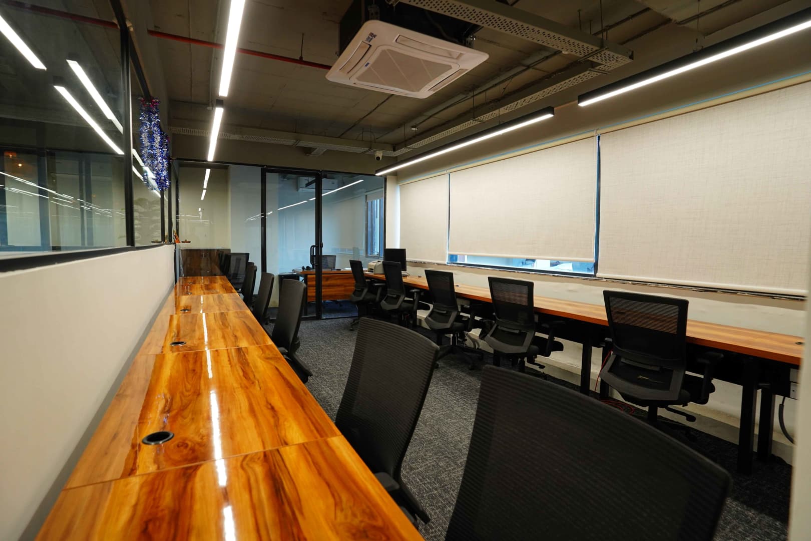 Habitat India, Plot C-3, Twin Towers, Tower-B - Habitat India Twin Towers Tower B interior
