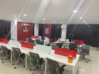 M6 Plaza interior