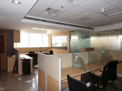 M6 Plaza space