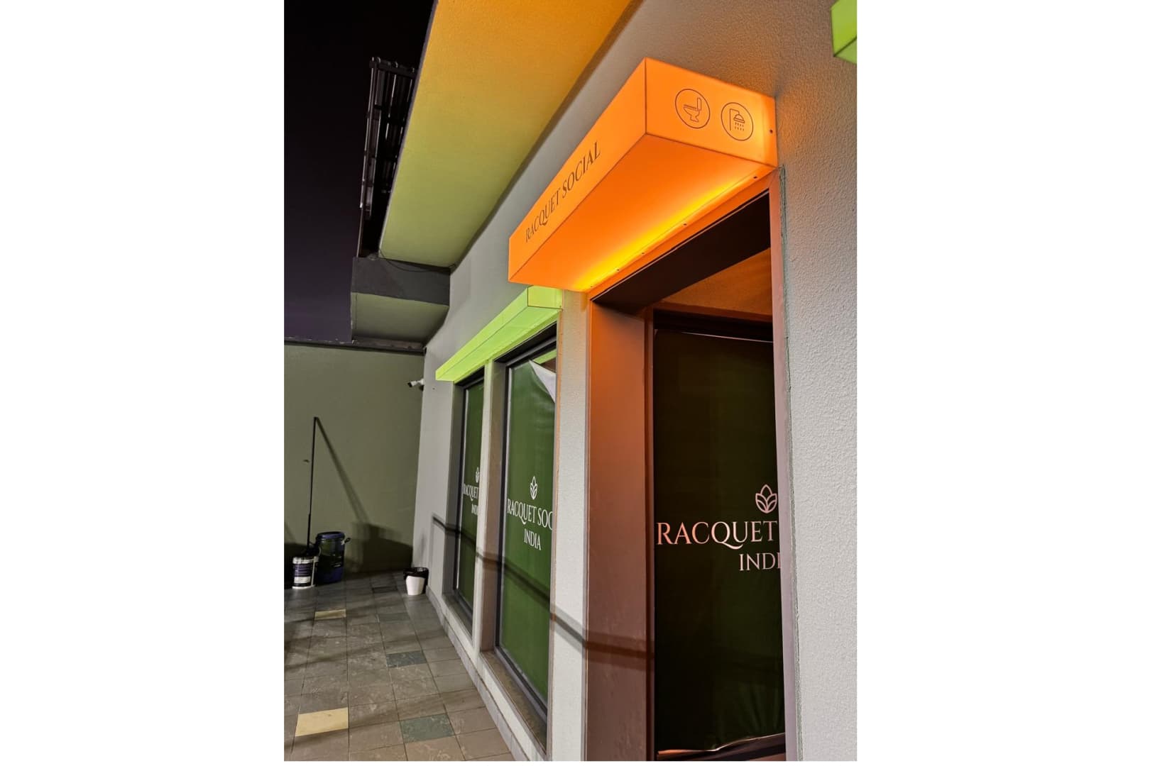 Racquet Social India interior