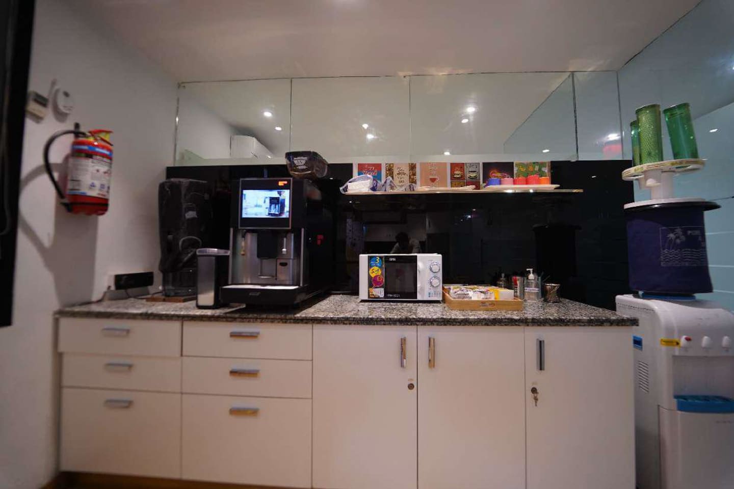 Private Offices - 10 seater