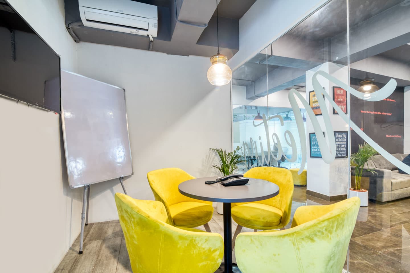 Desk – Rworkspaces space