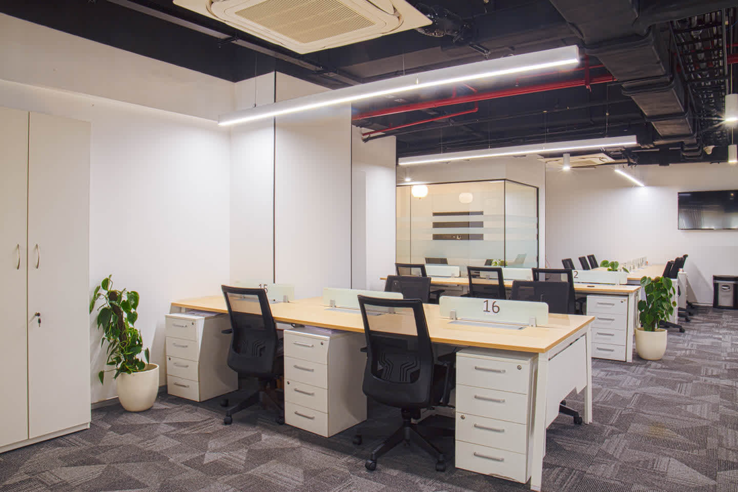 Skootr Kailash Building CP interior