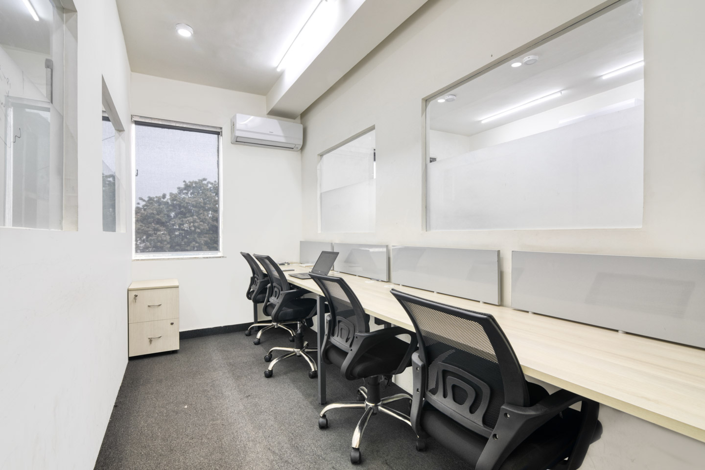 Desk – SpringHouse space
