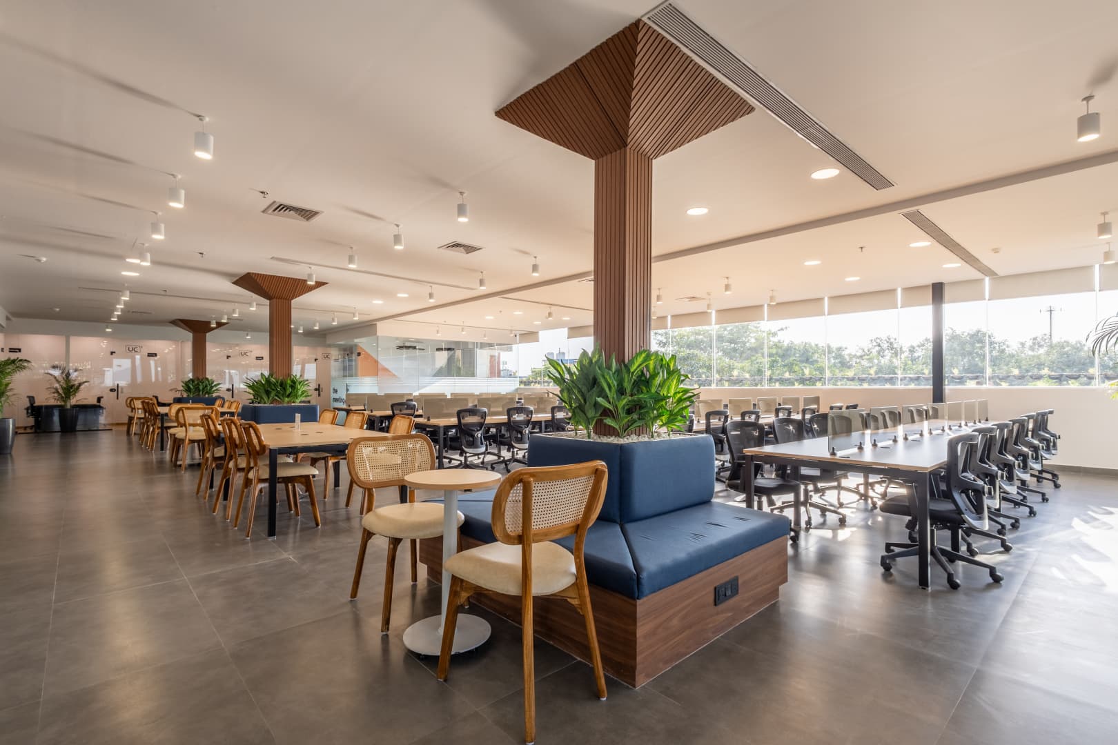 Desk – Urban Cabin Cowork workspace