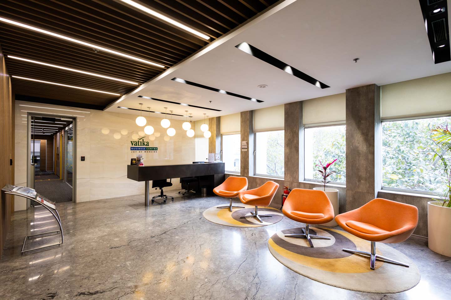 Desk – Vatika Business Centre interior